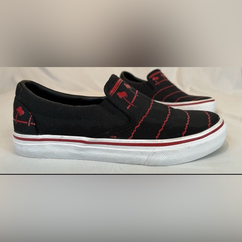 LTD Rare In-N-Out Black and Red Drink Cup Shoes/ Pray Hard Pattern Womens 8.5 - Picture 3 of 9